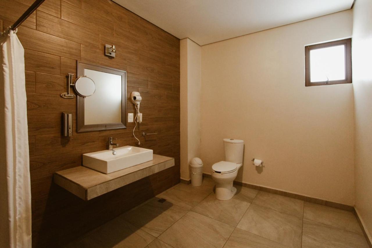 Oaxaca Hotel Guiva Aeropuerto מראה חיצוני תמונה