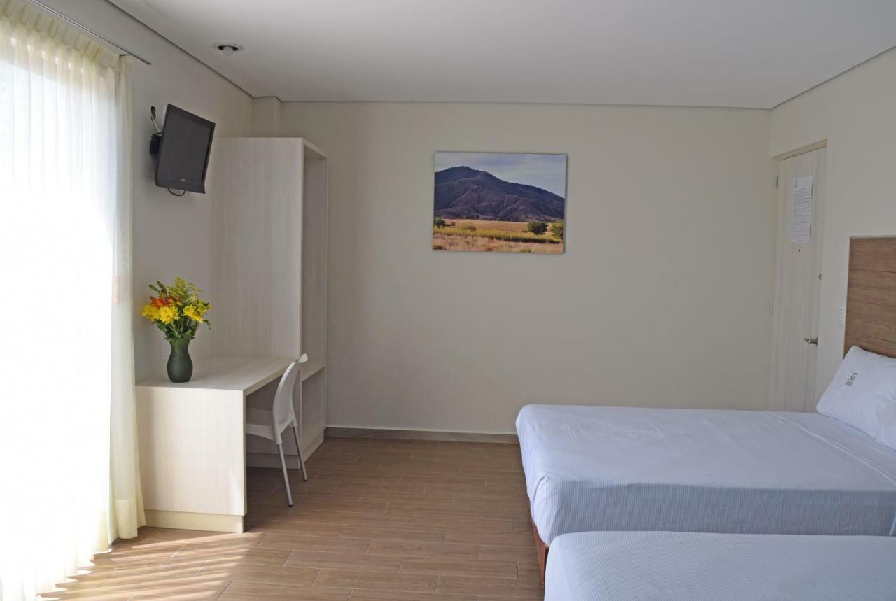 Oaxaca Hotel Guiva Aeropuerto מראה חיצוני תמונה